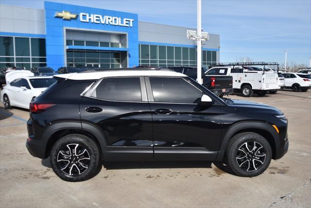 new 2025 Chevrolet TrailBlazer car, priced at $32,160