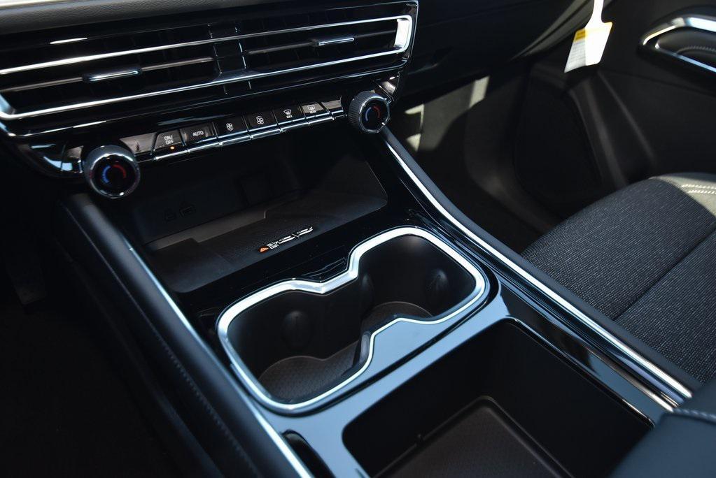 new 2026 Chevrolet Traverse car, priced at $44,805