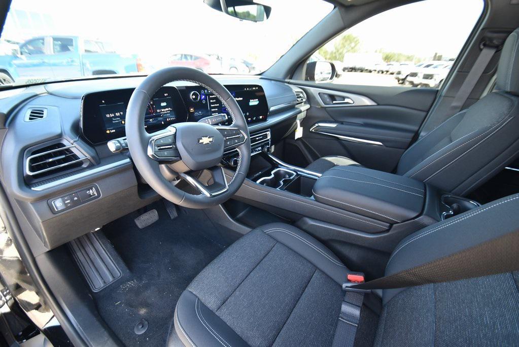 new 2026 Chevrolet Traverse car, priced at $44,805