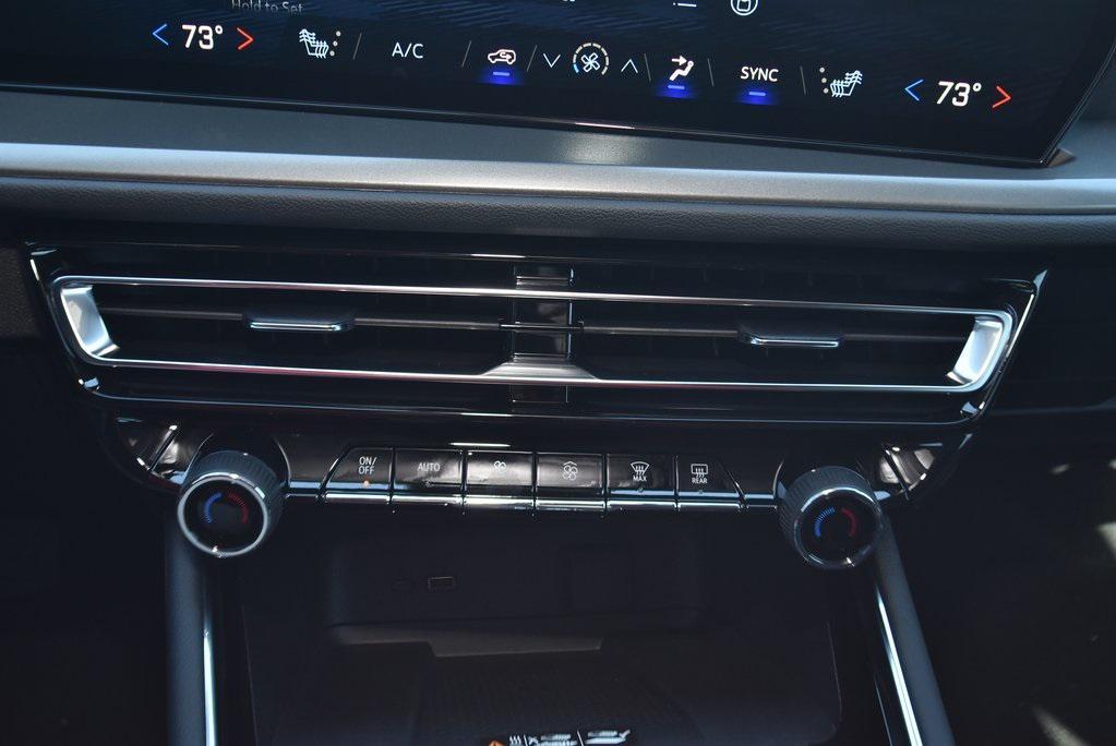 new 2026 Chevrolet Traverse car, priced at $44,805