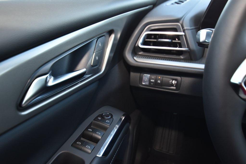 new 2026 Chevrolet Traverse car, priced at $44,805