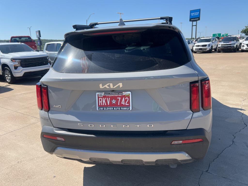 used 2022 Kia Sorento car, priced at $30,697