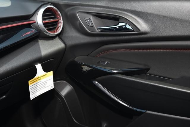new 2025 Chevrolet Trax car, priced at $27,004