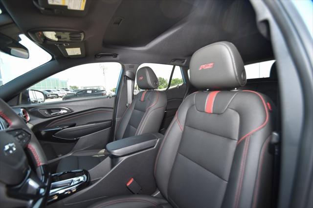 new 2025 Chevrolet Trax car, priced at $27,004