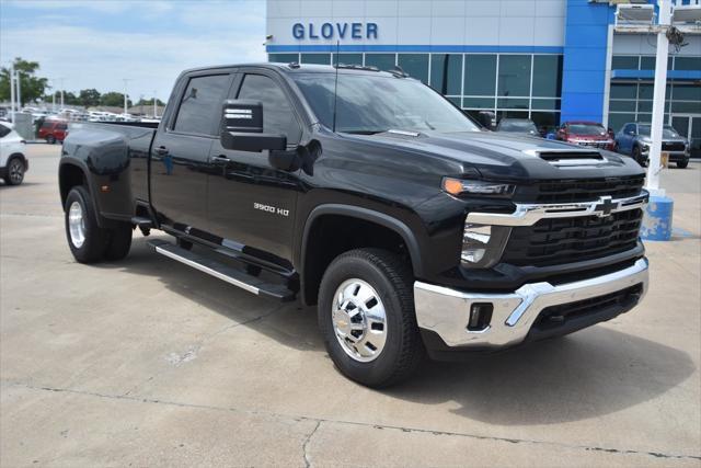 new 2025 Chevrolet Silverado 3500 car, priced at $73,125