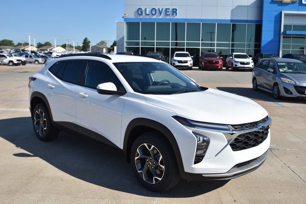 new 2025 Chevrolet Trax car, priced at $25,086