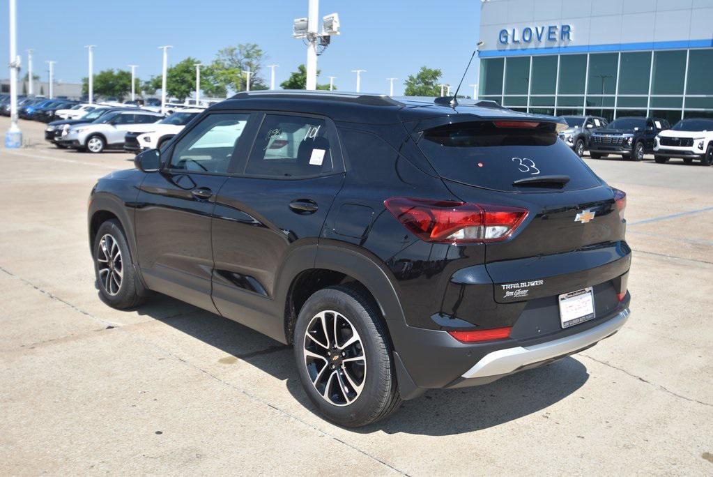 new 2026 Chevrolet TrailBlazer car, priced at $27,286