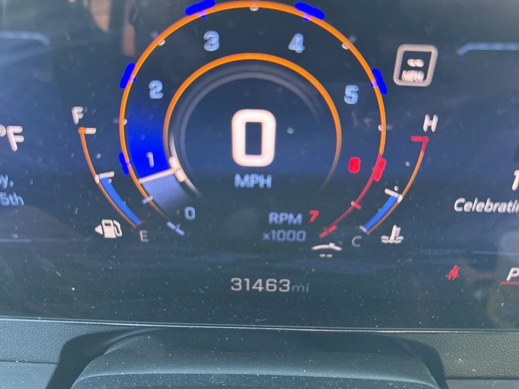 used 2024 Chevrolet Traverse car, priced at $36,500