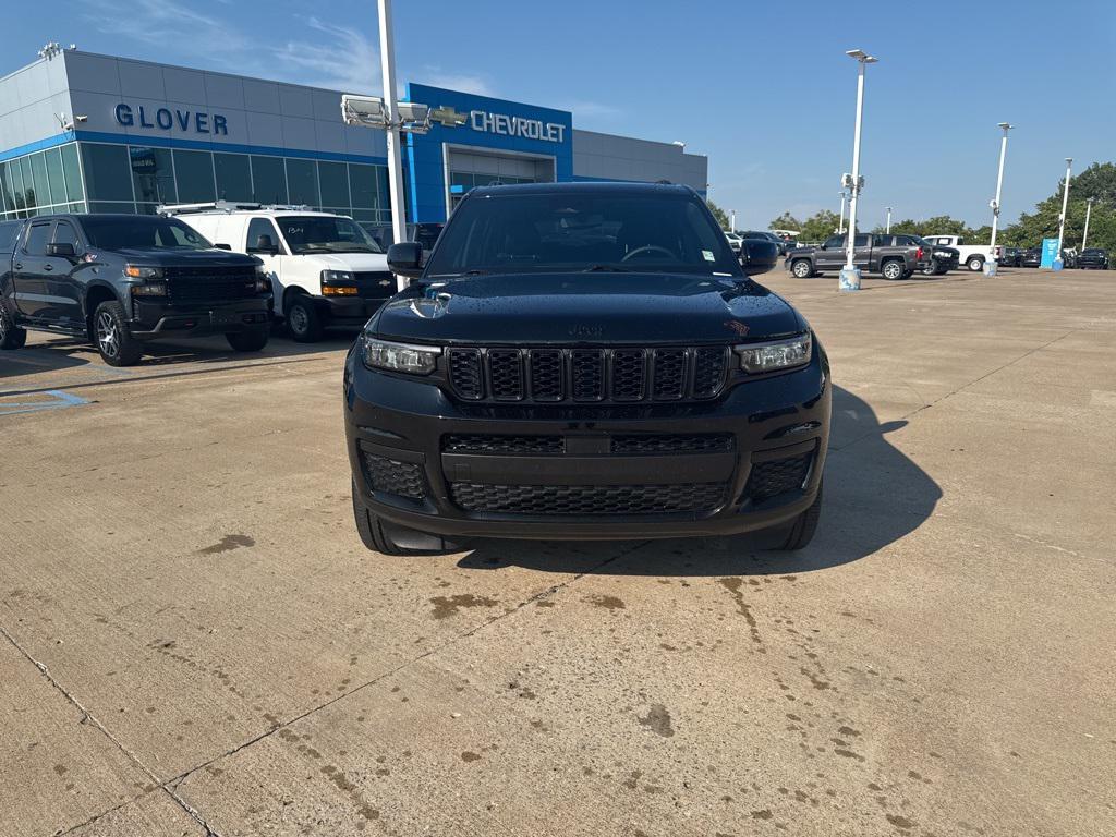 used 2025 Jeep Grand Cherokee L car, priced at $43,169
