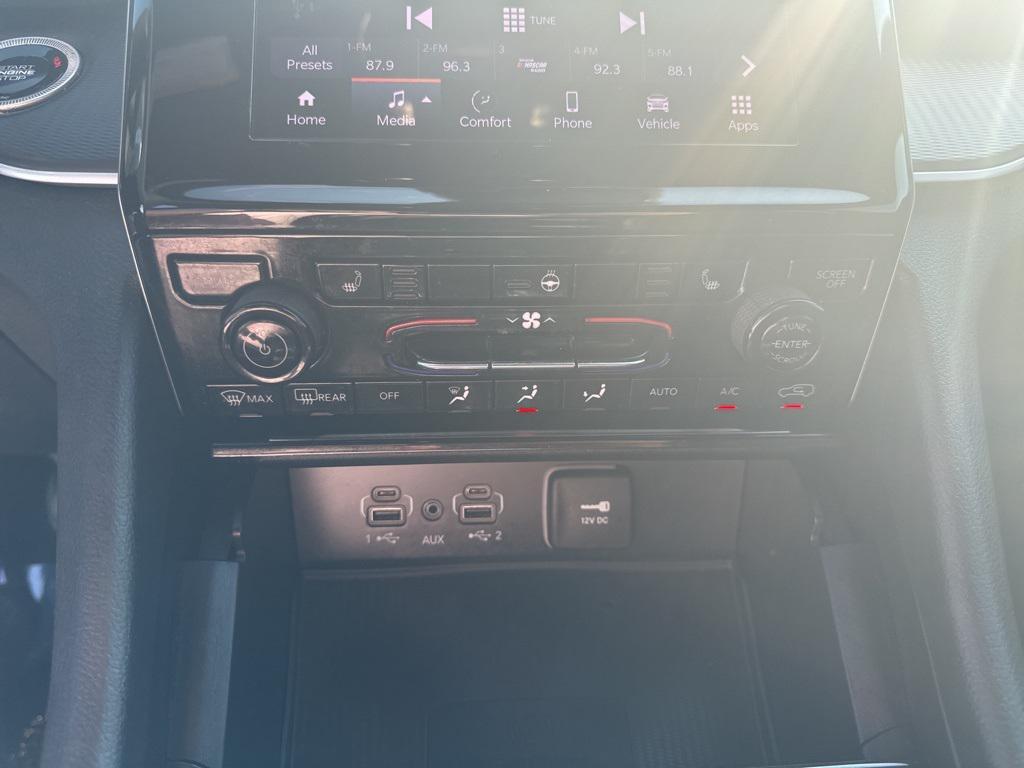 used 2025 Jeep Grand Cherokee L car, priced at $43,169