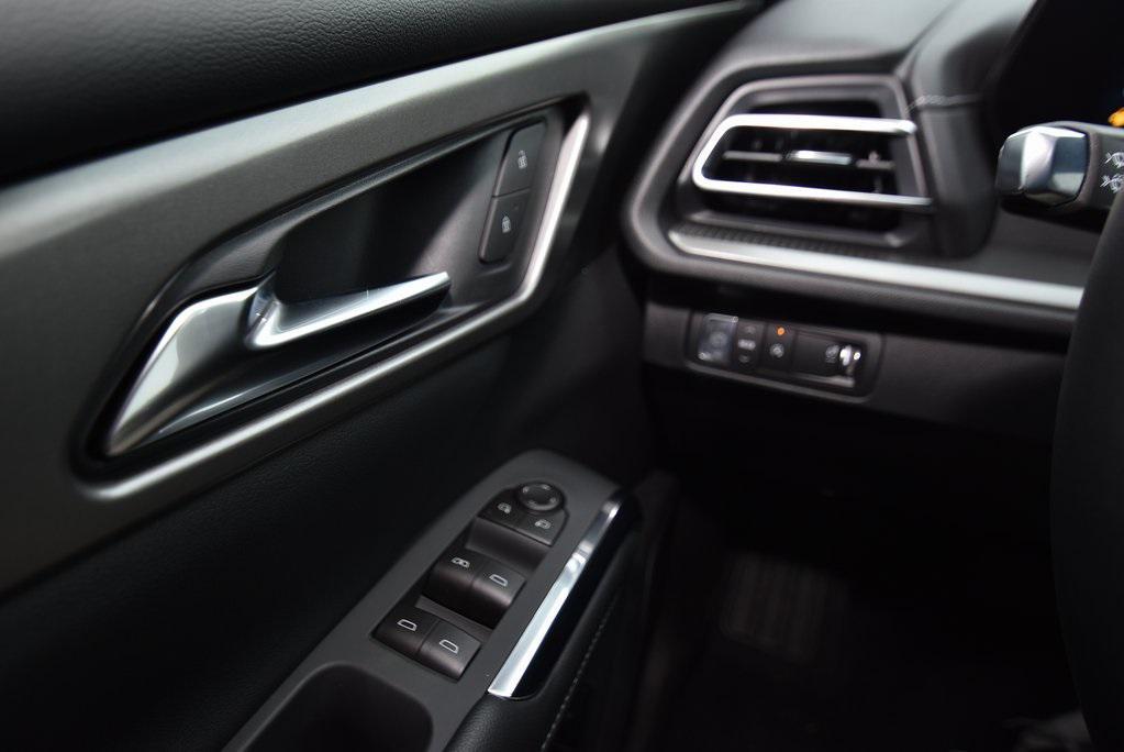 new 2026 Chevrolet Traverse car, priced at $43,534