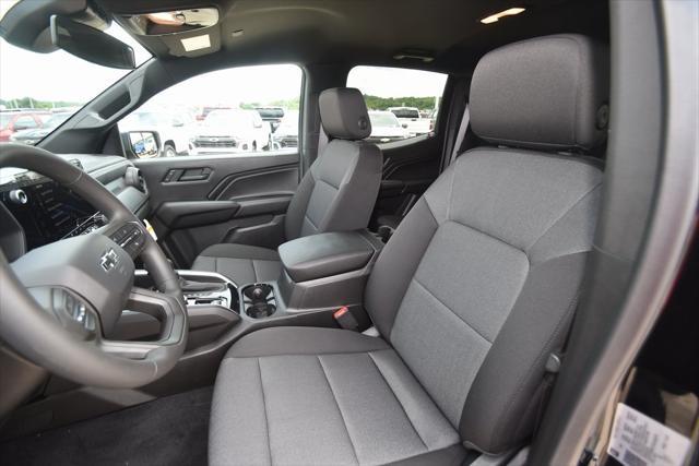 new 2025 Chevrolet Colorado car, priced at $38,635