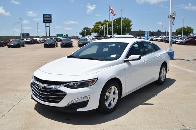 new 2025 Chevrolet Malibu car, priced at $25,730