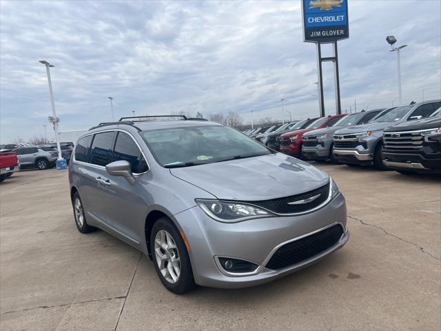 used 2017 Chrysler Pacifica car, priced at $11,750