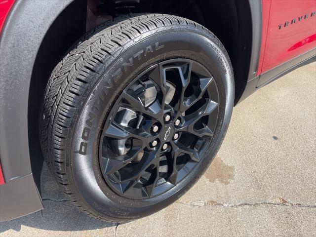 used 2024 Chevrolet Traverse car, priced at $43,370