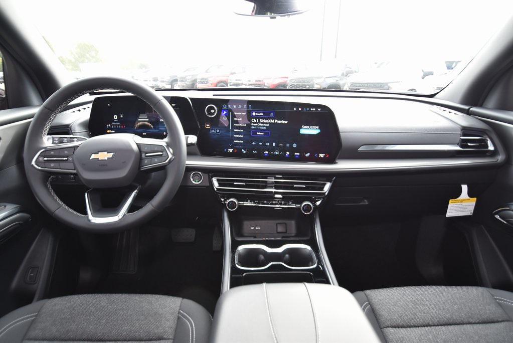 new 2026 Chevrolet Traverse car, priced at $42,890