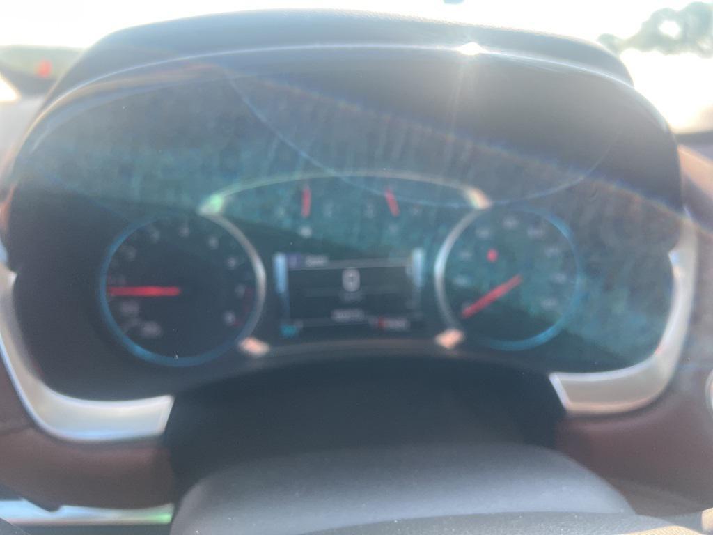 used 2019 Chevrolet Traverse car, priced at $23,784