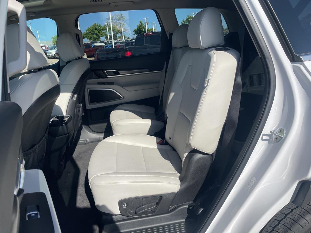 used 2023 Kia Telluride car, priced at $34,780