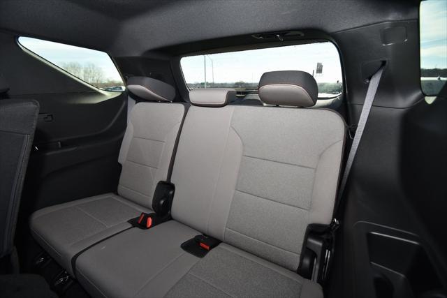 new 2025 Chevrolet Traverse car, priced at $40,990