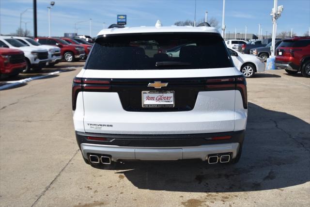 new 2025 Chevrolet Traverse car, priced at $40,990