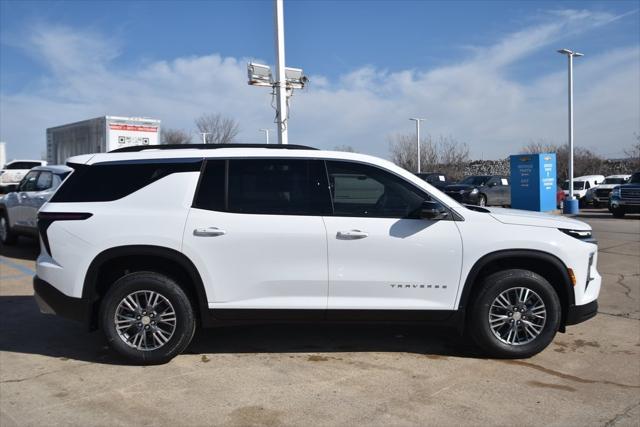 new 2025 Chevrolet Traverse car, priced at $40,990