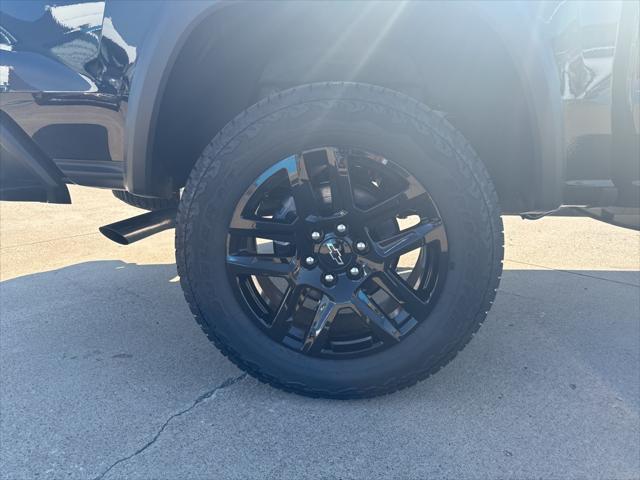 new 2024 Chevrolet Colorado car, priced at $40,560