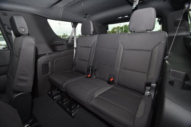 new 2025 Chevrolet Suburban car, priced at $64,222