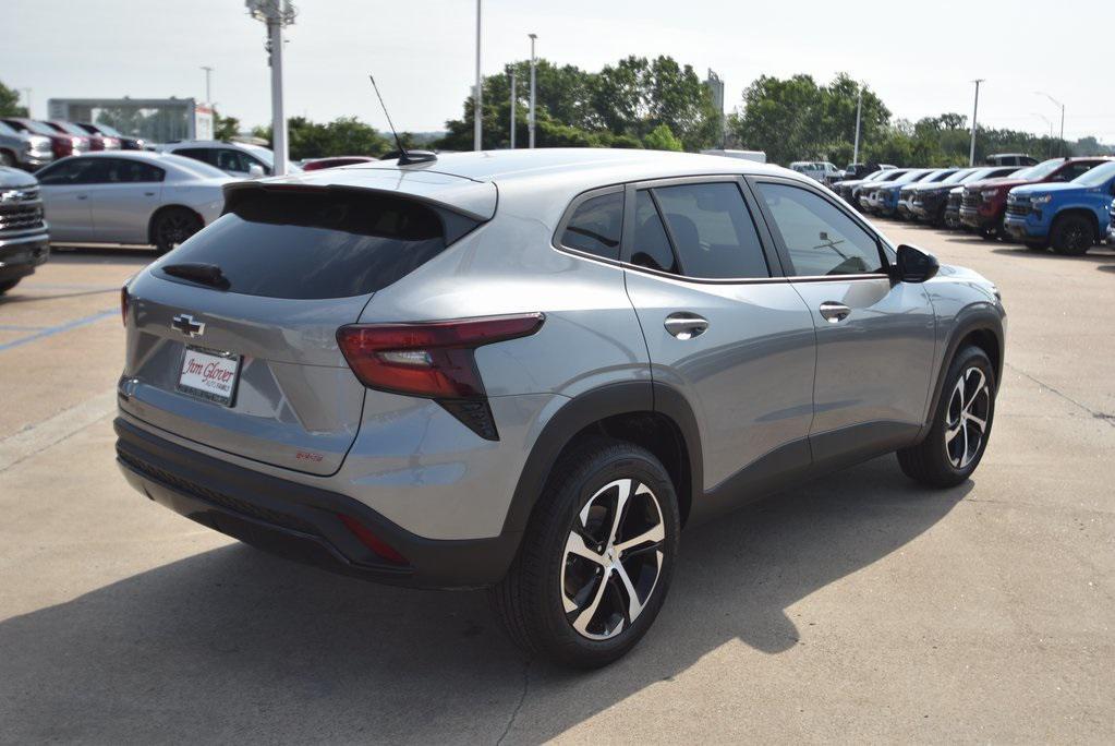 new 2025 Chevrolet Trax car, priced at $23,915