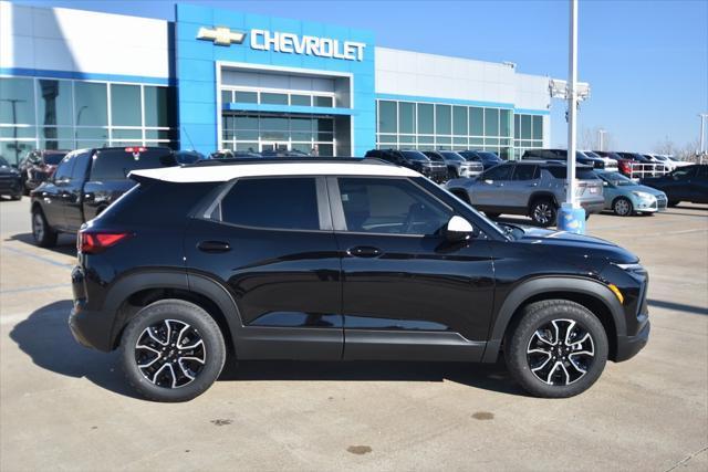 new 2025 Chevrolet TrailBlazer car, priced at $27,585