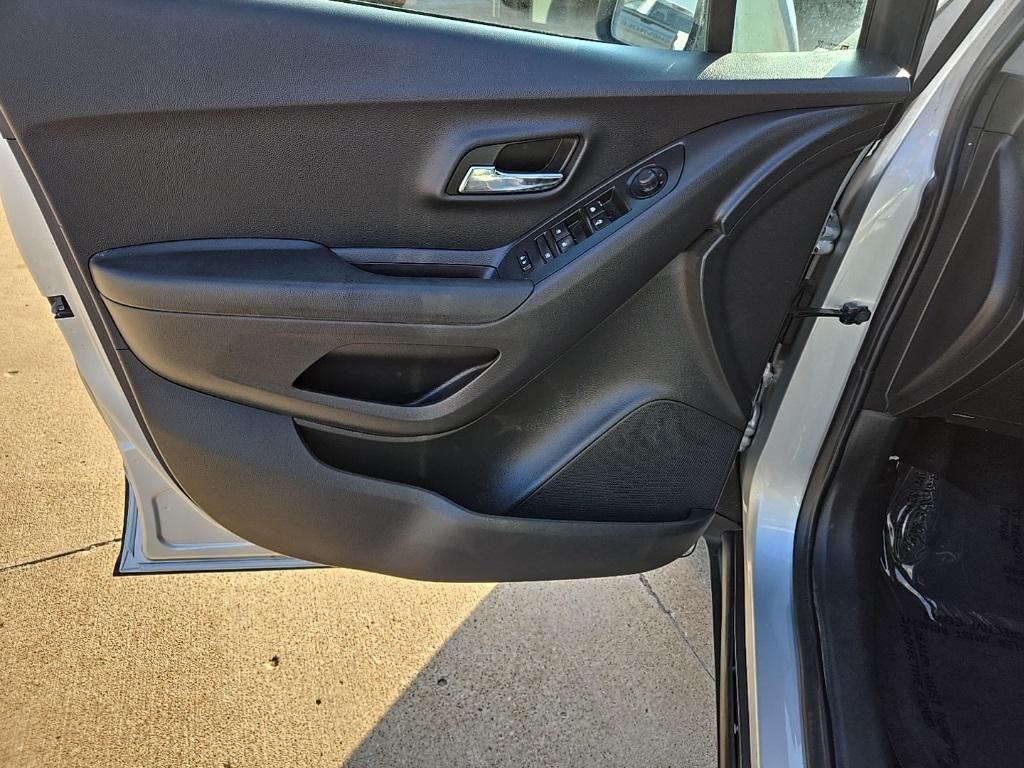 used 2021 Chevrolet Trax car, priced at $16,250