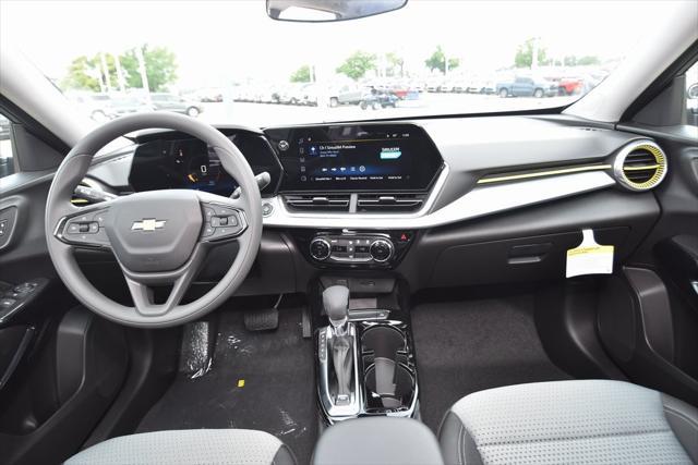 new 2025 Chevrolet Trax car, priced at $23,994