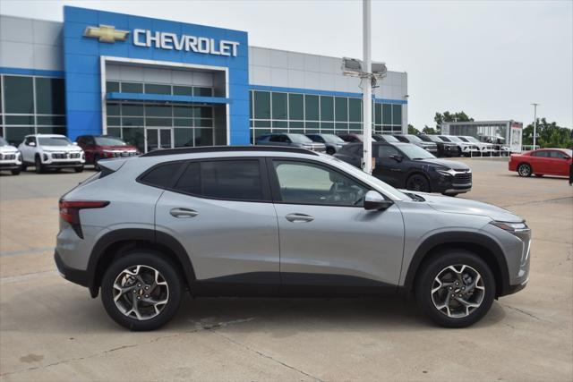 new 2025 Chevrolet Trax car, priced at $23,994