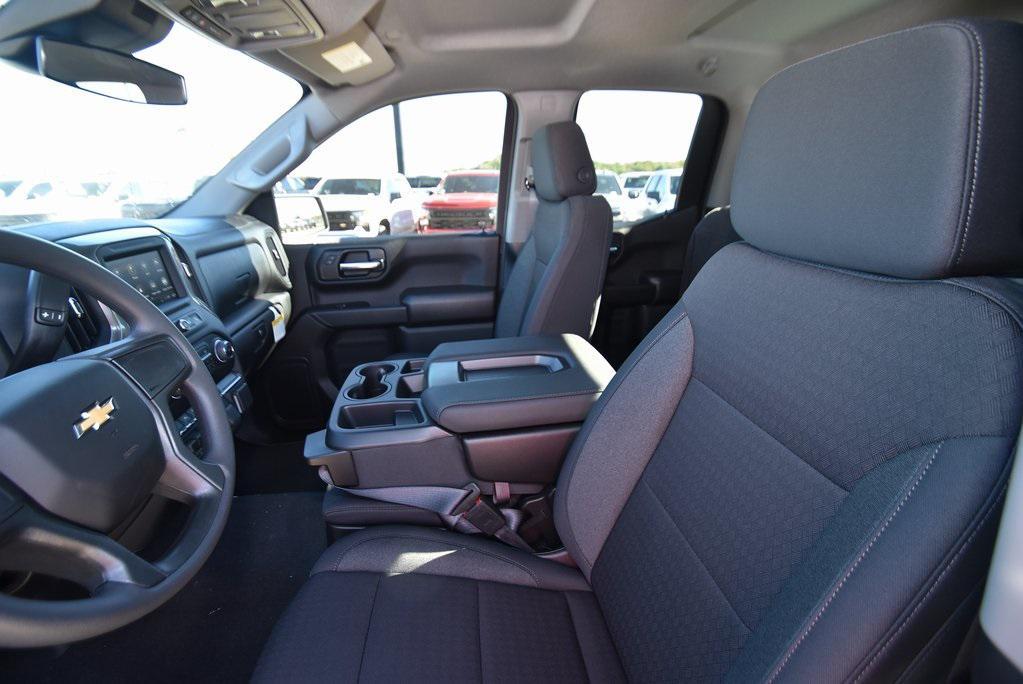 new 2026 Chevrolet Silverado 1500 car, priced at $40,232