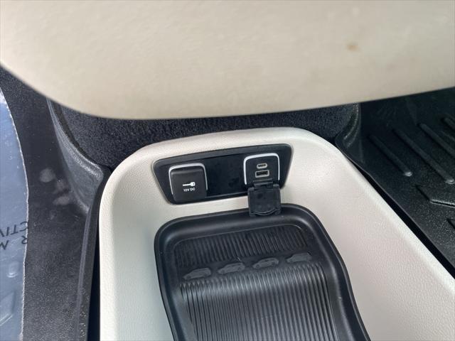 used 2021 Chrysler Pacifica Hybrid car, priced at $25,850