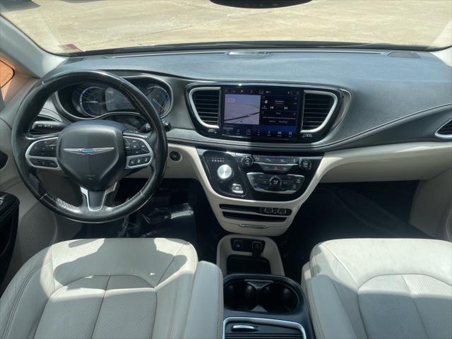 used 2021 Chrysler Pacifica Hybrid car, priced at $25,850