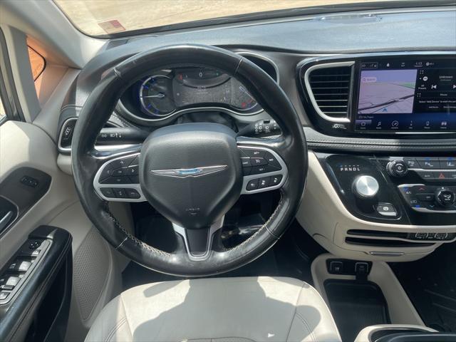 used 2021 Chrysler Pacifica Hybrid car, priced at $25,850