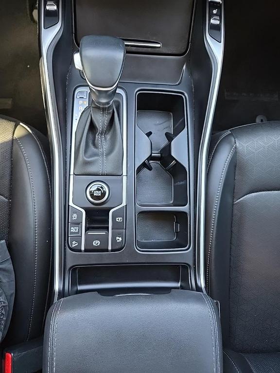 used 2023 Kia Sorento car, priced at $30,856