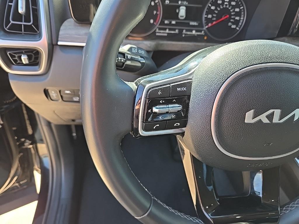 used 2023 Kia Sorento car, priced at $30,856