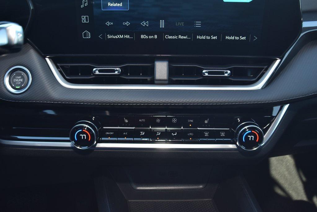 new 2026 Chevrolet Equinox car, priced at $30,090