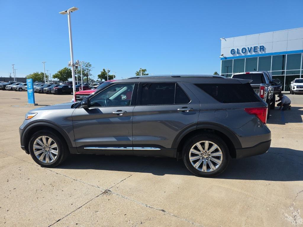 used 2021 Ford Explorer car