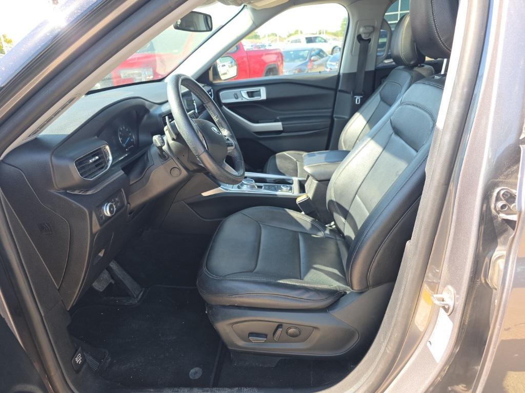used 2021 Ford Explorer car