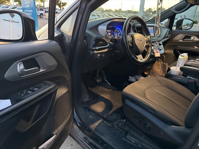 used 2018 Chrysler Pacifica car, priced at $12,850