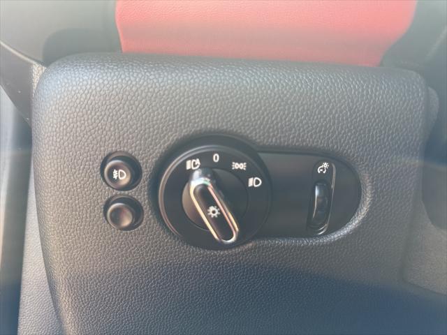used 2015 MINI Hardtop car, priced at $10,500