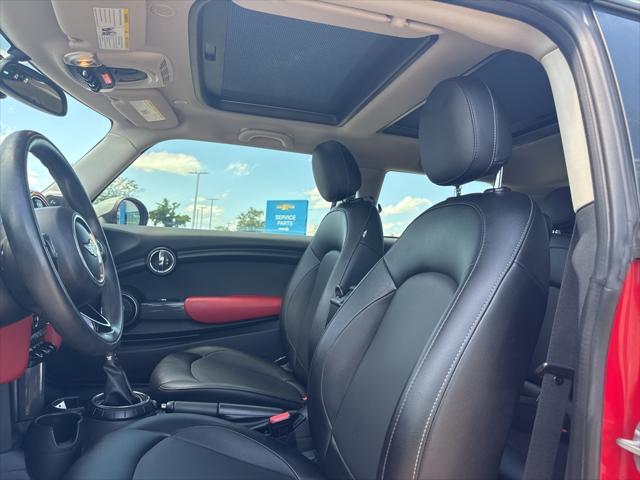 used 2015 MINI Hardtop car, priced at $10,500