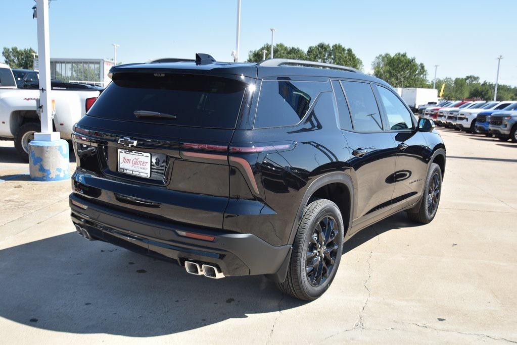 new 2026 Chevrolet Traverse car, priced at $45,530