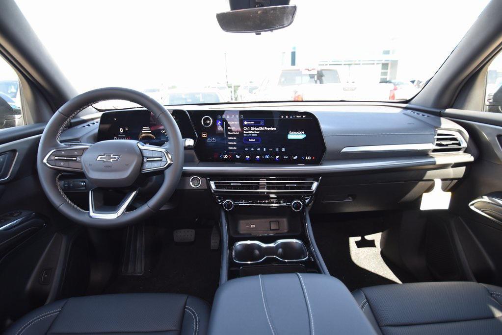 new 2026 Chevrolet Traverse car, priced at $45,530
