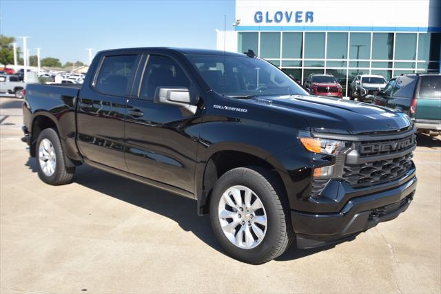 new 2025 Chevrolet Silverado 1500 car, priced at $42,136