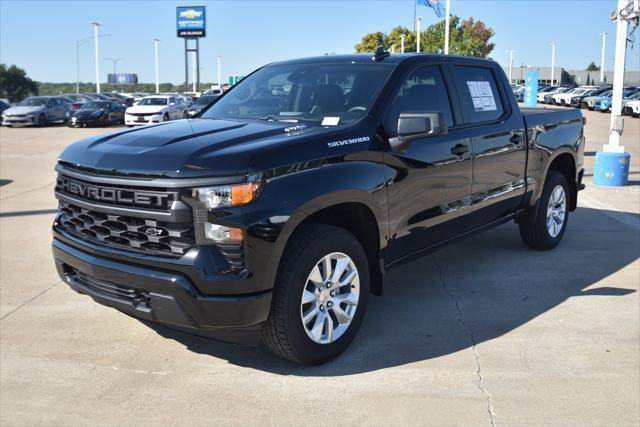 new 2025 Chevrolet Silverado 1500 car, priced at $42,136