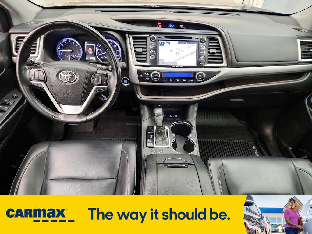 used 2019 Toyota Highlander car, priced at $22,998