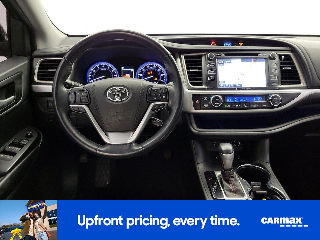 used 2019 Toyota Highlander car, priced at $30,998